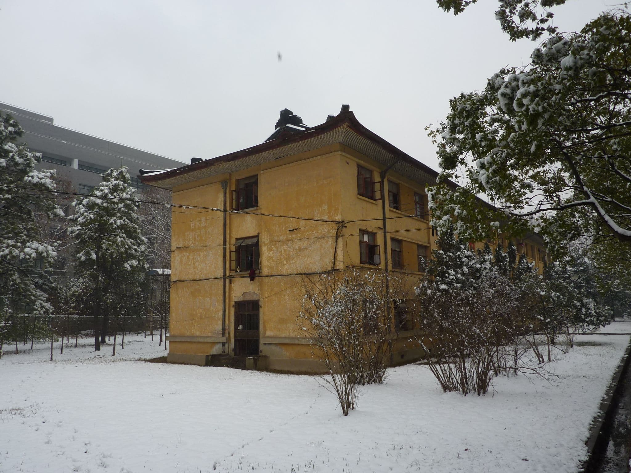 Huazhong University of Science and Technology campus - MBBS in China for Indian students