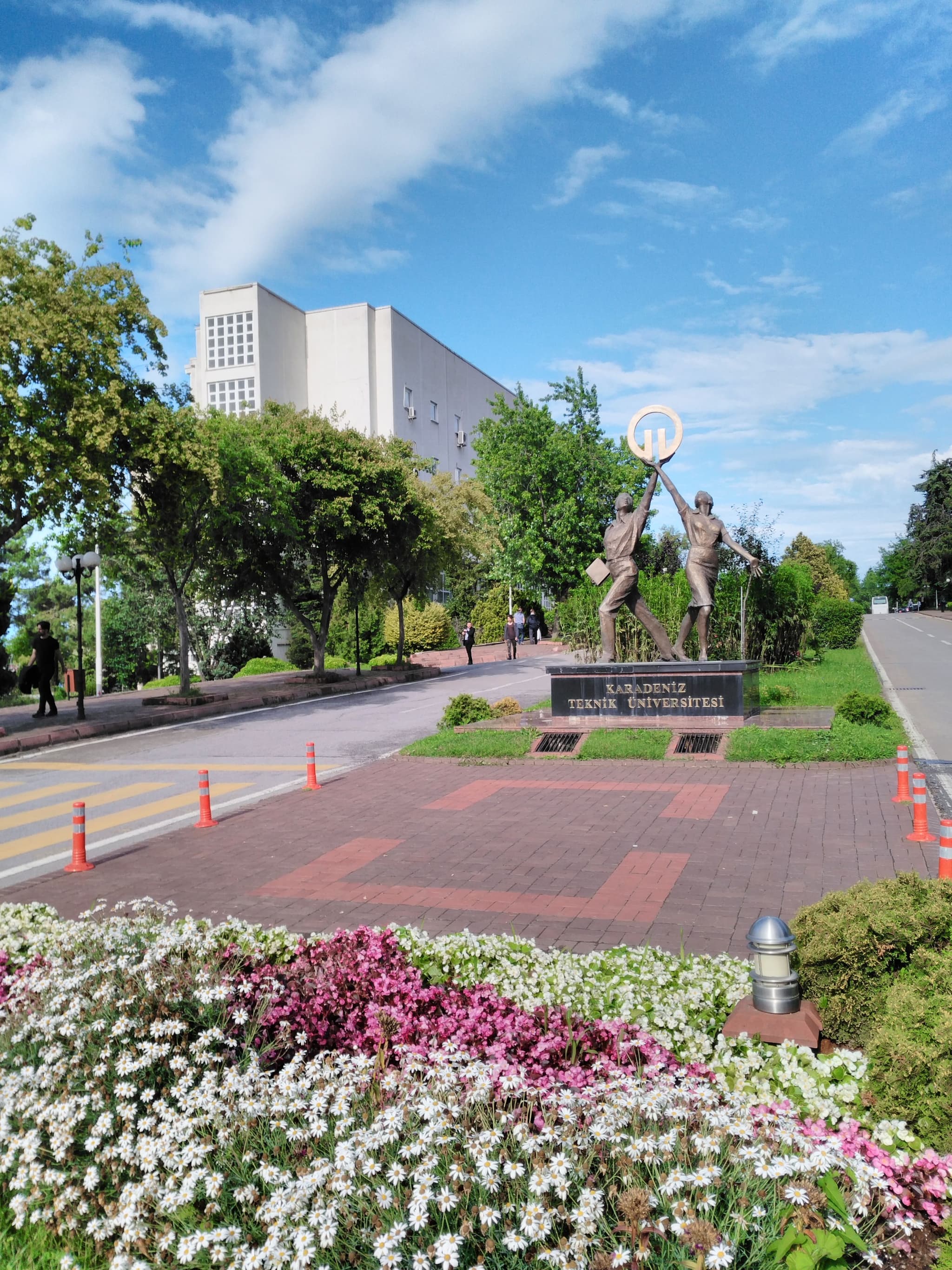 Karadeniz Technical University Faculty of Medicine - Medical University Karadeniz Technical University Faculty of Medicine - Medical University in Turkey